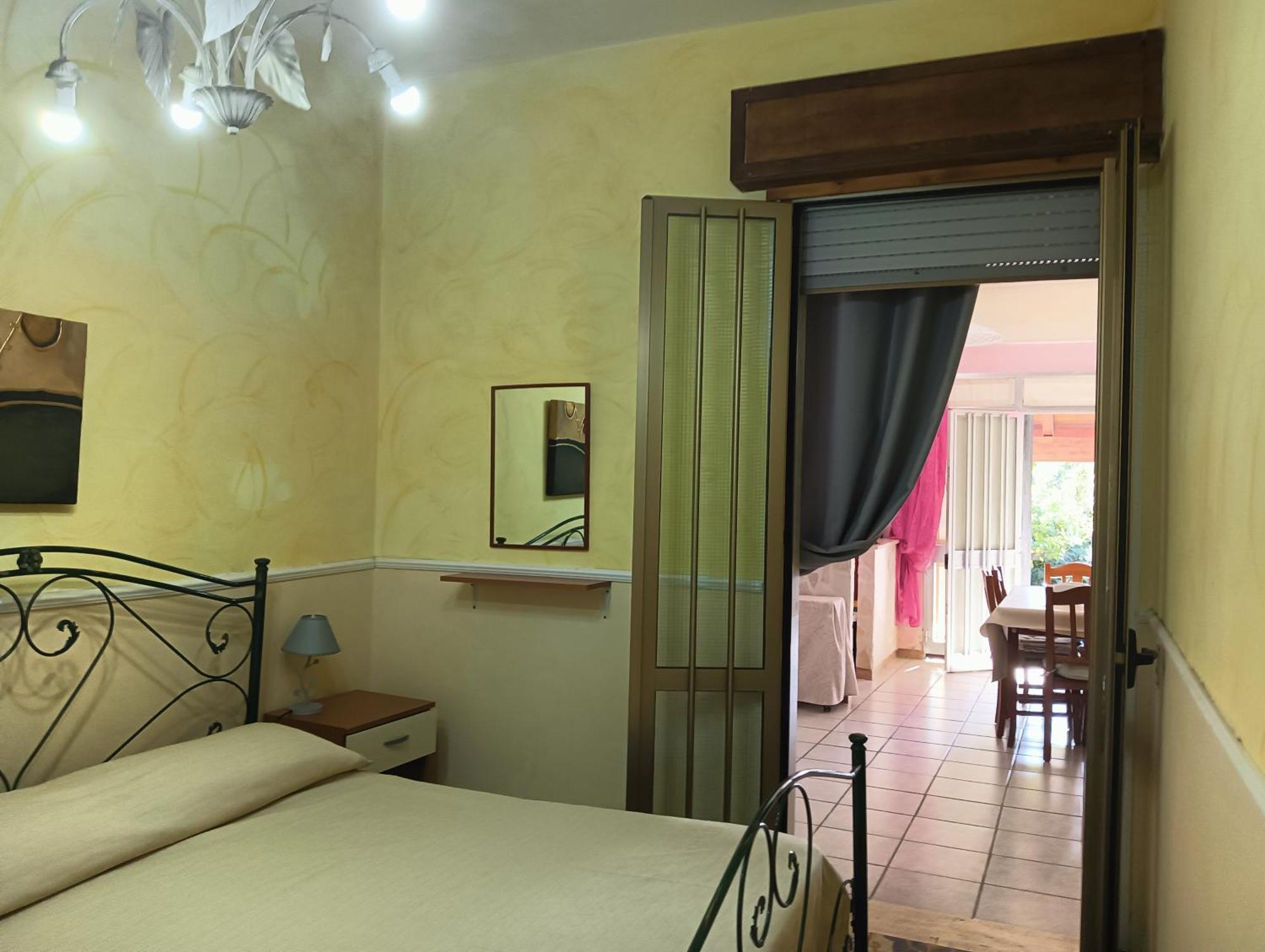 Gardenia Villa Сант'Изидоро Екстериор снимка